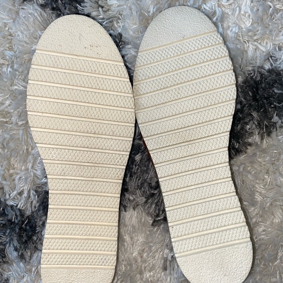 Never worn, custom made shoes from Mexico. Size 9. - Picture 3 of 5